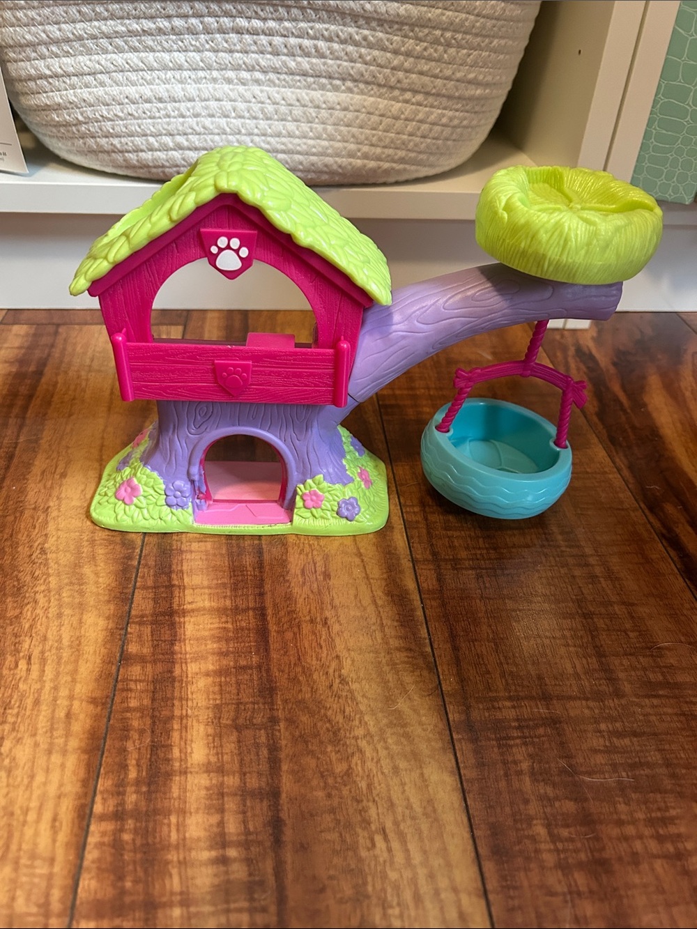 Puppy in my Pocket 2008 Treehouse Playset